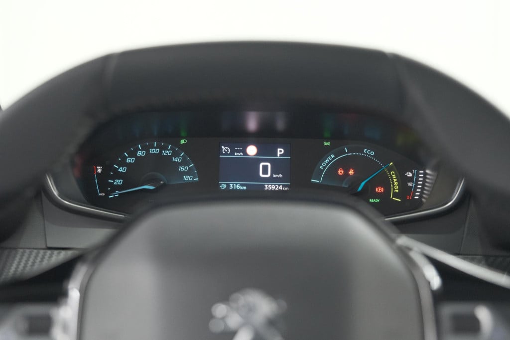 Peugeot 208 ev active 50 kwh | navigatie | apple carplay | climate control