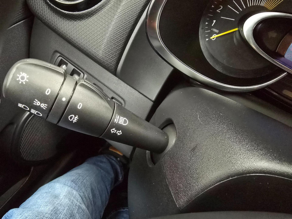 Renault Clio occasion 0.9 tce gt line unieke auto met cruisecontrol en blue