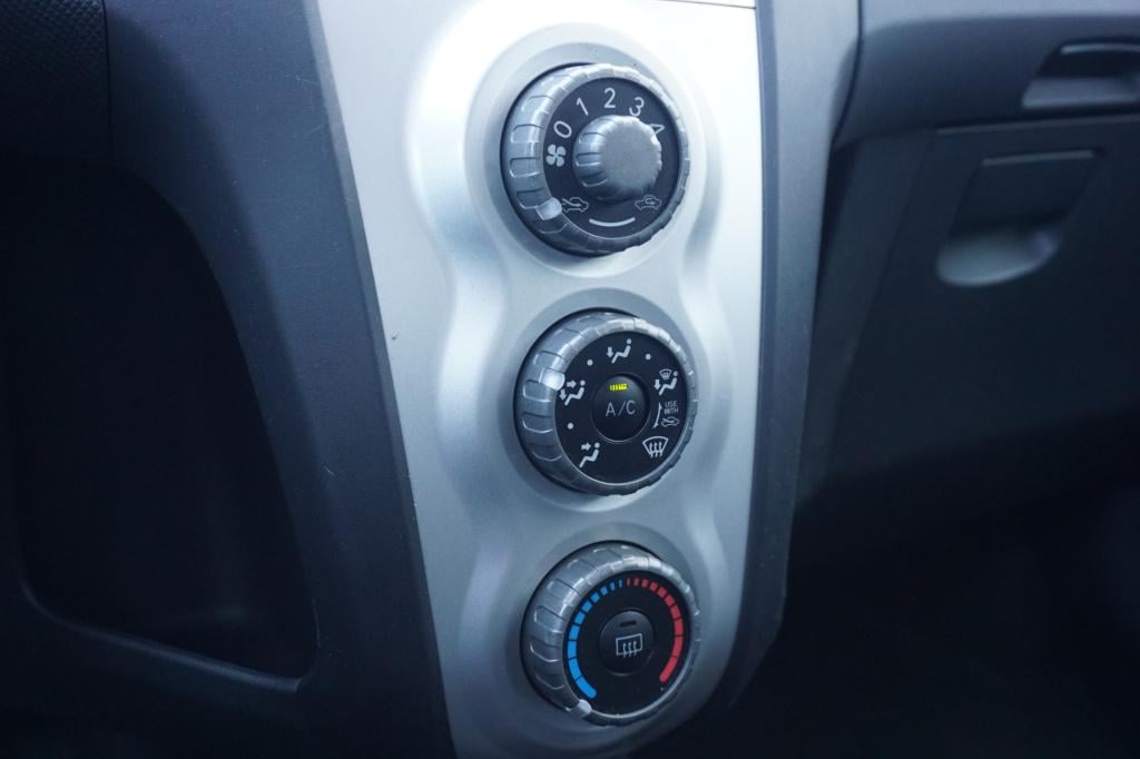 Toyota Yaris 1.3 vvti sol airco / elektr. ramen / nap / nieuwe apk!