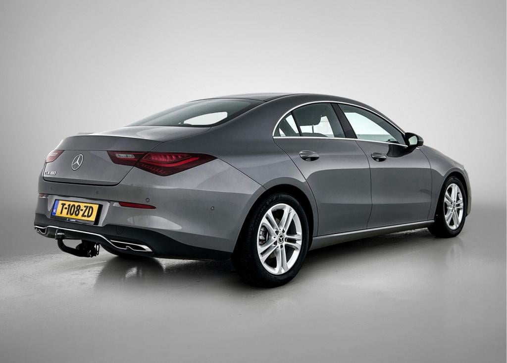 Mercedes-Benz Cla 180 business line | trekhaak | cruise control | stoelverw