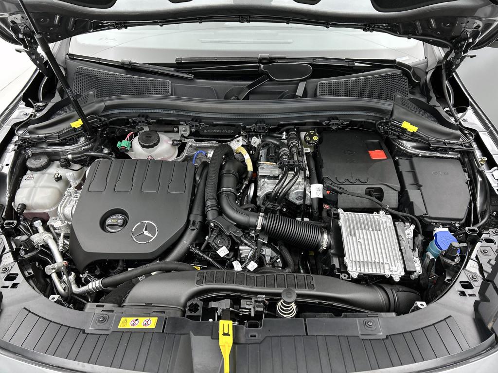 Mercedes-Benz Gla-klasse 250 e plug-in hybride night pakket | memory voorst