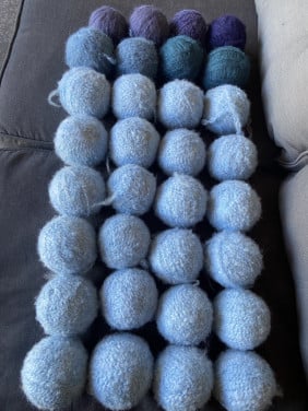 32 pluche bollen