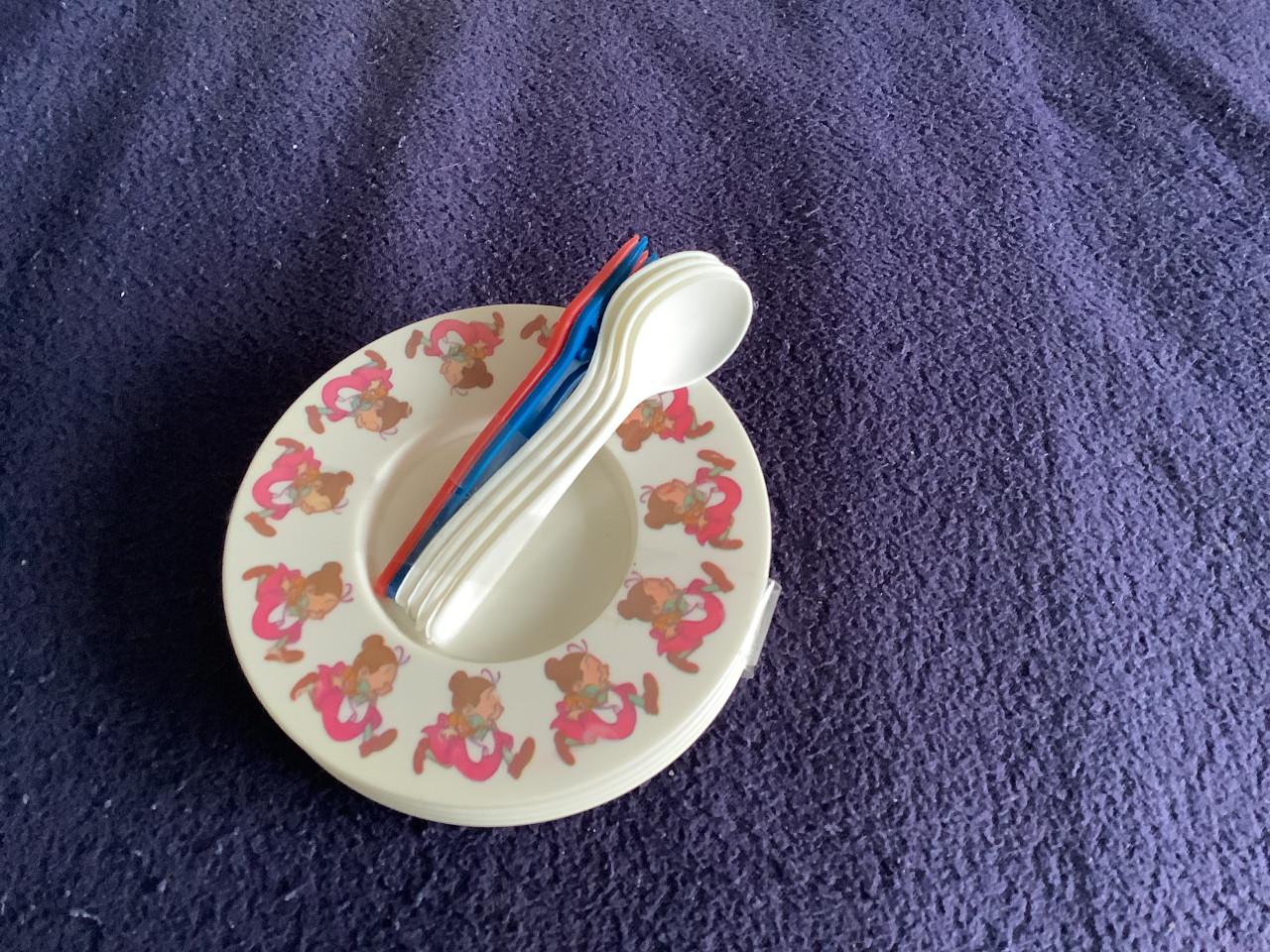 Speelgoed koffiezetapparaat - inclusief Kopjes-Schoteltjes-lepeltjes