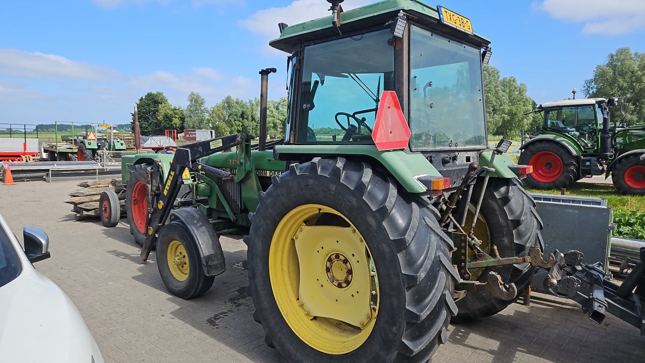 John deere 2040