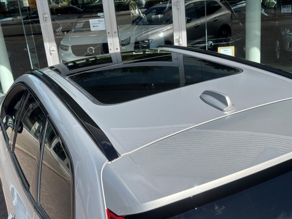 Volvo XC60 t6 recharge awd r-design| harman kardon|360 camera|schuifdak| tr