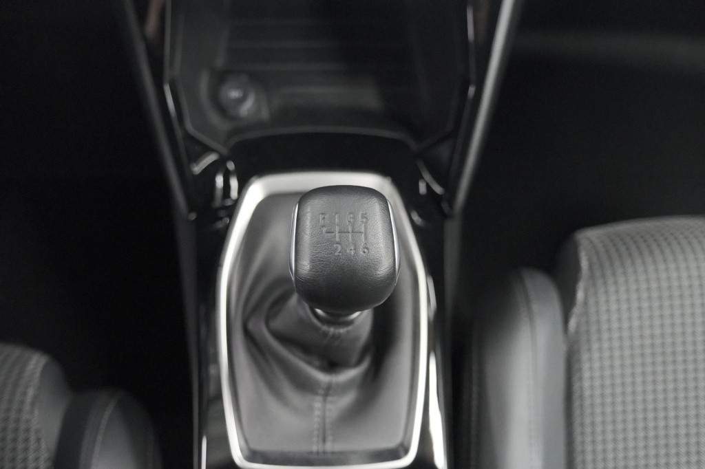 Peugeot 208 puretech 100 gt | camera | navigatie | apple carplay | parkeers