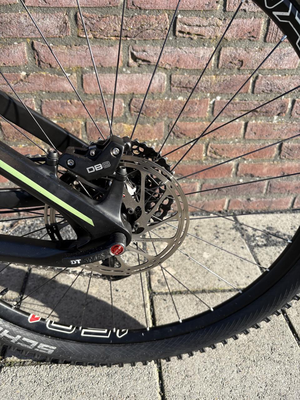 Radon slide 160 maat L