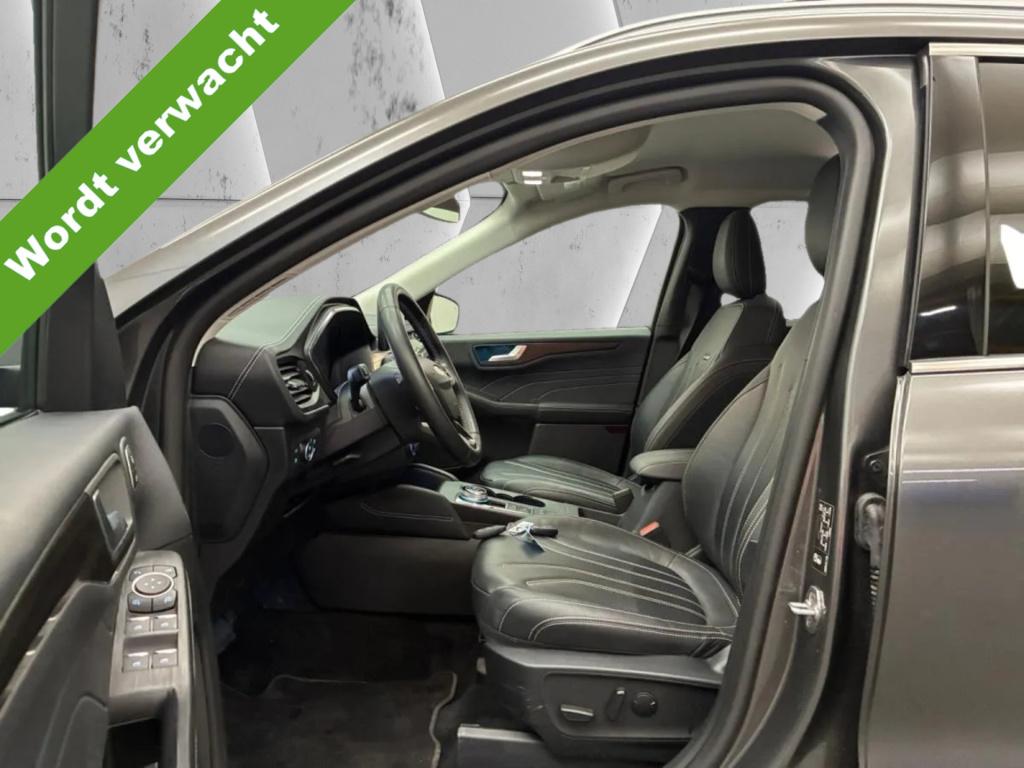 Ford Kuga 2.5 phev vignale binnekort beschikbaar.