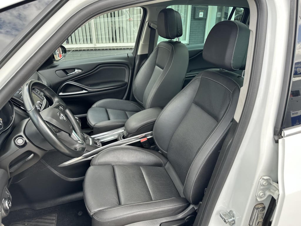 Opel Zafira 1.4 turbo ecotec 103kw innovation opc line