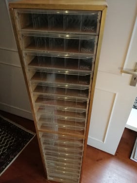 DMC garenkast nu voor crea spullen, schilder spullen of gereedschap