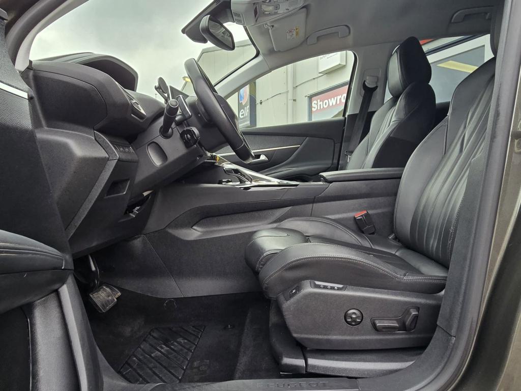 Peugeot 3008 1.2 puretech allure