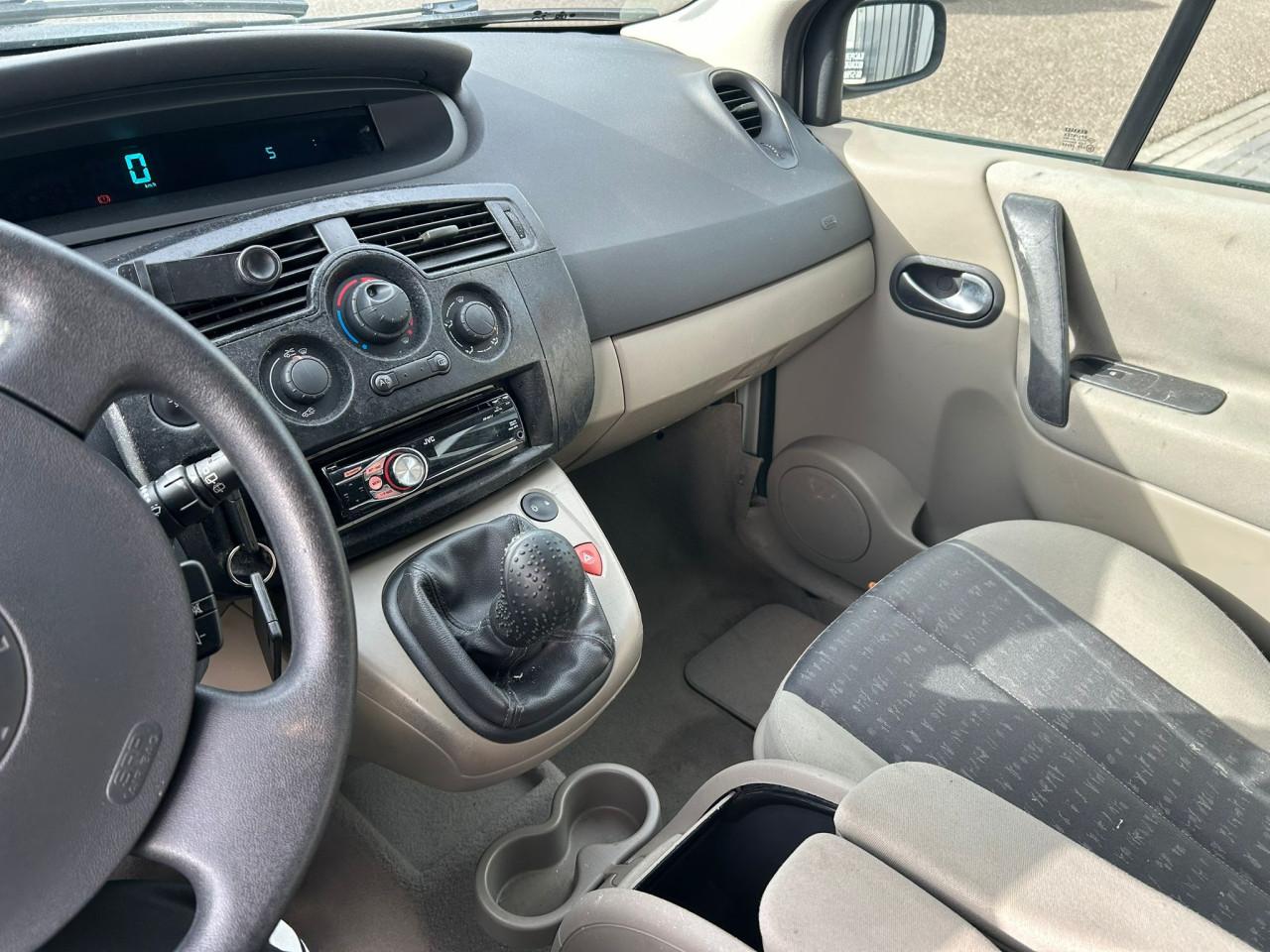 Renault Scénic 1.6-16V Dynamique Comfort 150315KM!!