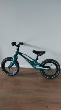 Groene loopfiets lionelo bart air