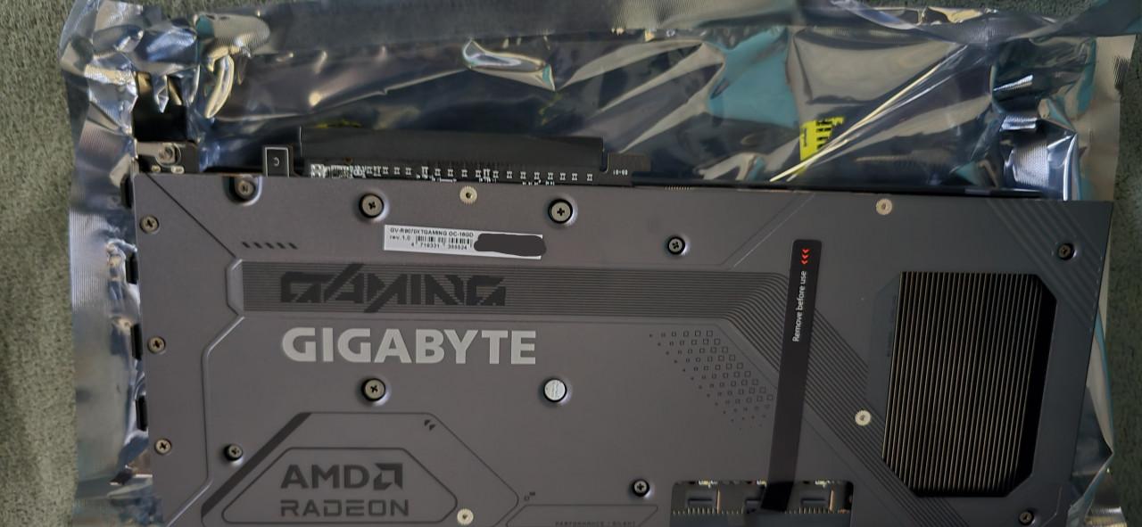 Gigabyte Radeon RX 9070 XT Gaming OC 16G