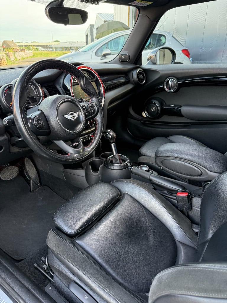 Mini Cooper 2.0 - chili - full option!