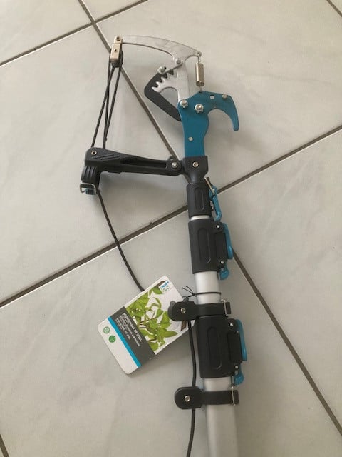 Intratuin telescopische boomschaar 3m z.g.a.n. € 25