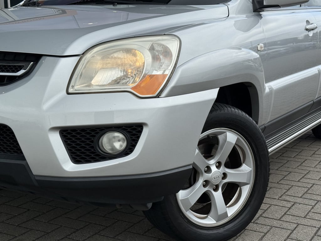 Kia Sportage 2.0 cvvt fifteen | stoelverwarming | schuif/kantel dak | leder
