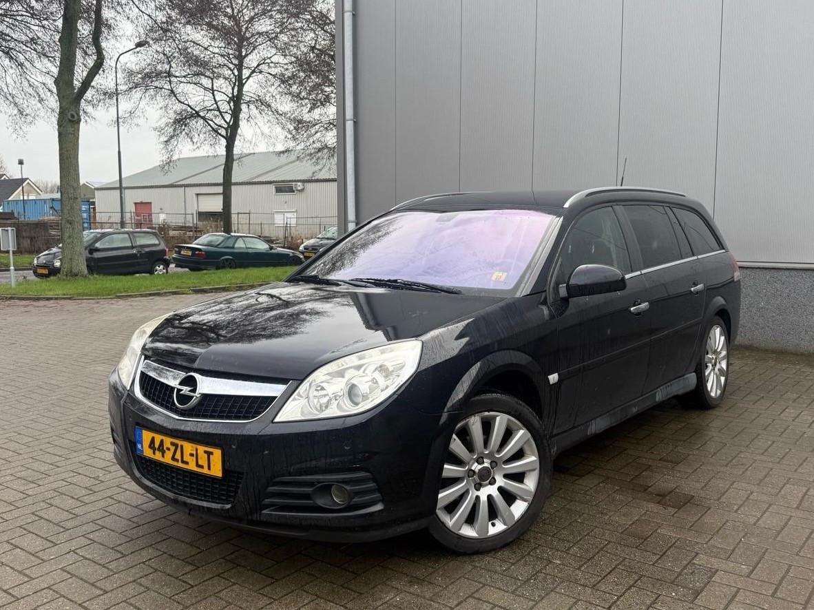 Opel Vectra Wagon 1.8-16V Temptation jaar apk