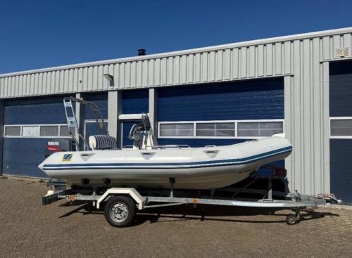 Zodiac Medline 470 voorzien van super sterke en zuinige 85pk Yamaha