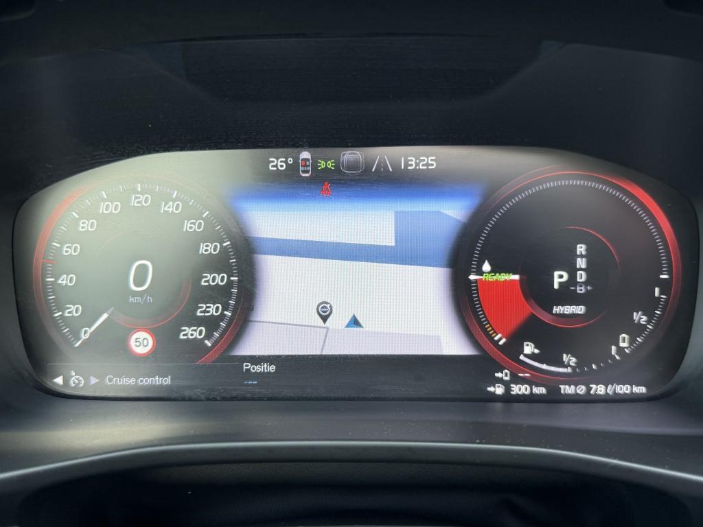 Volvo XC40 t5 262pk recharge ultimate dark |leder+ memory| camera| h&k soun