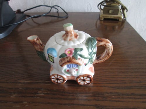 Bijzonder theepotje