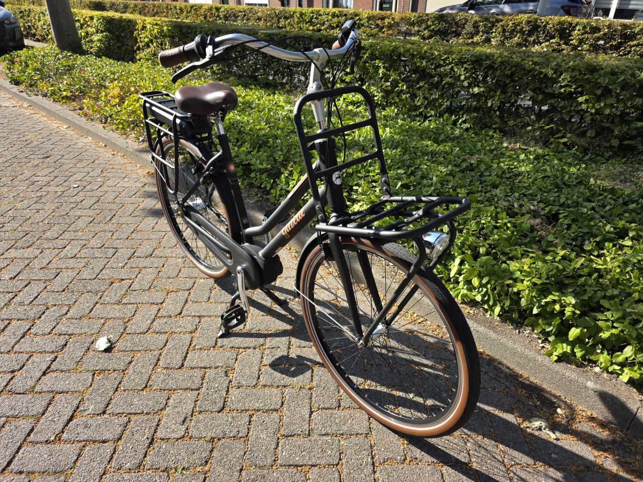 Zo goed als nieuwe Gazelle Miss Grace met Bosch middenmotor