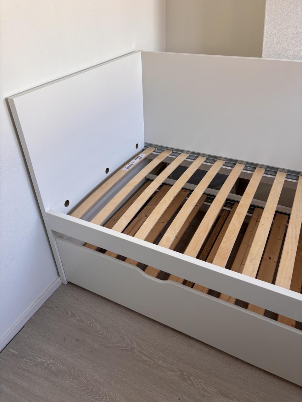 Bedbank met onderbed (Vihals van IKEA)