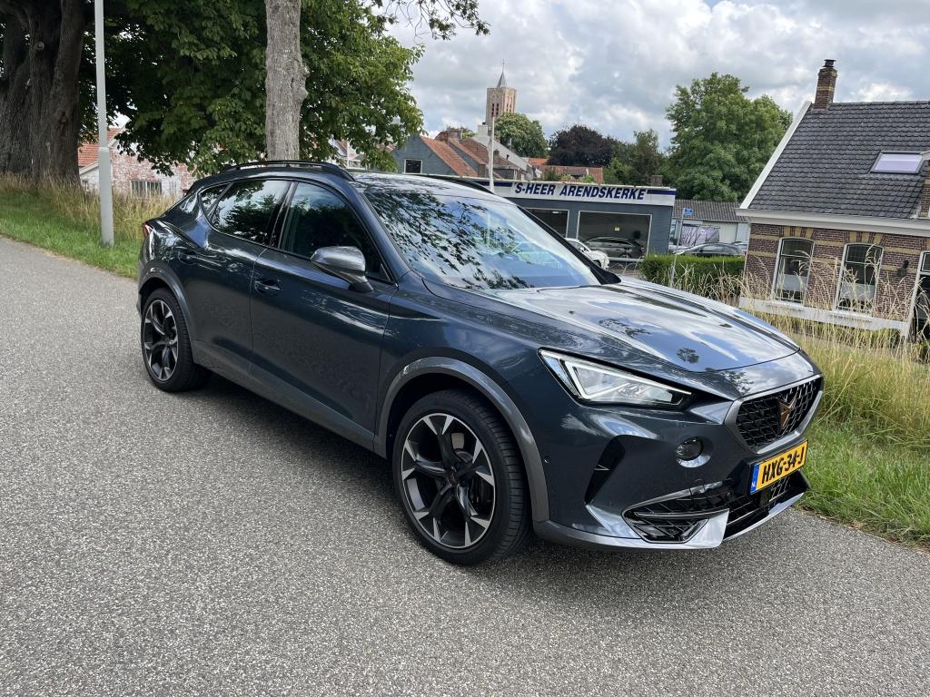 Cupra Formentor 1.4 e-hyb copper ed.