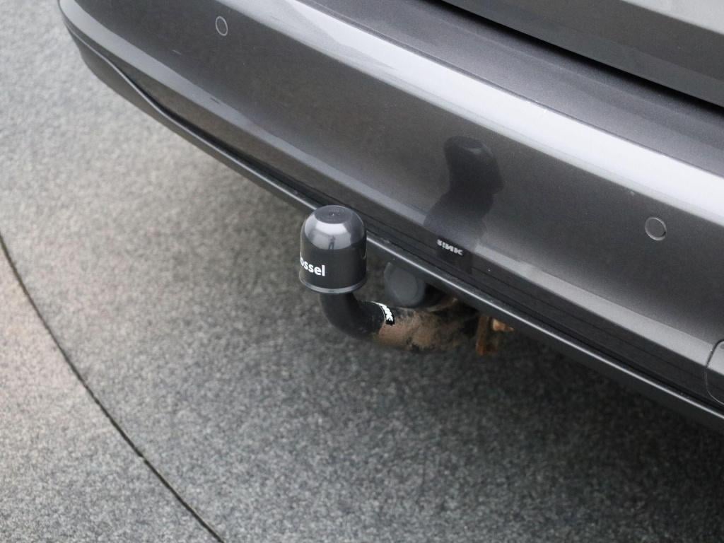 Ford Focus wagon 1.0 ecoboost hybrid titanium style | navigatie | winterpac