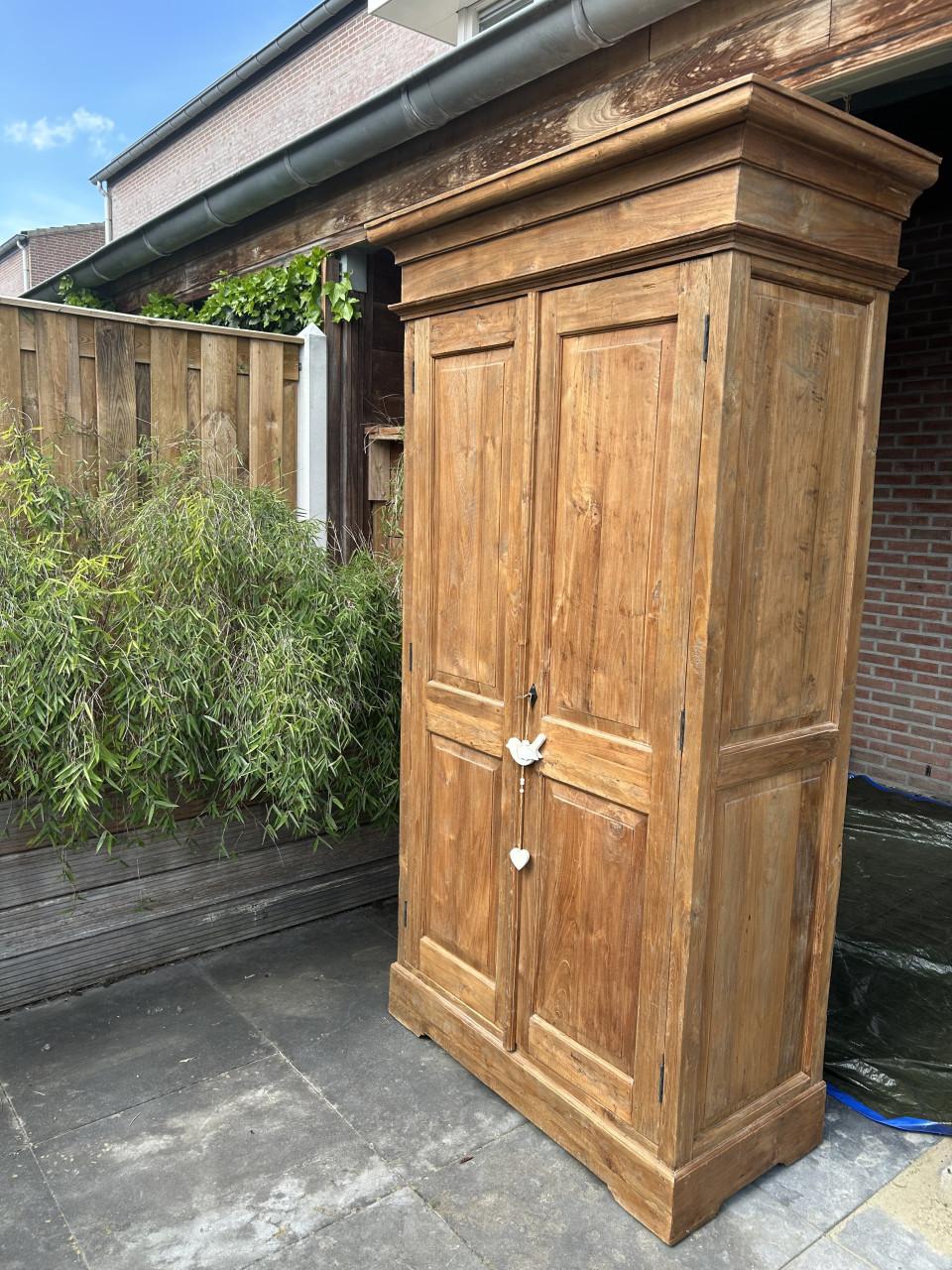 Teak houten kast