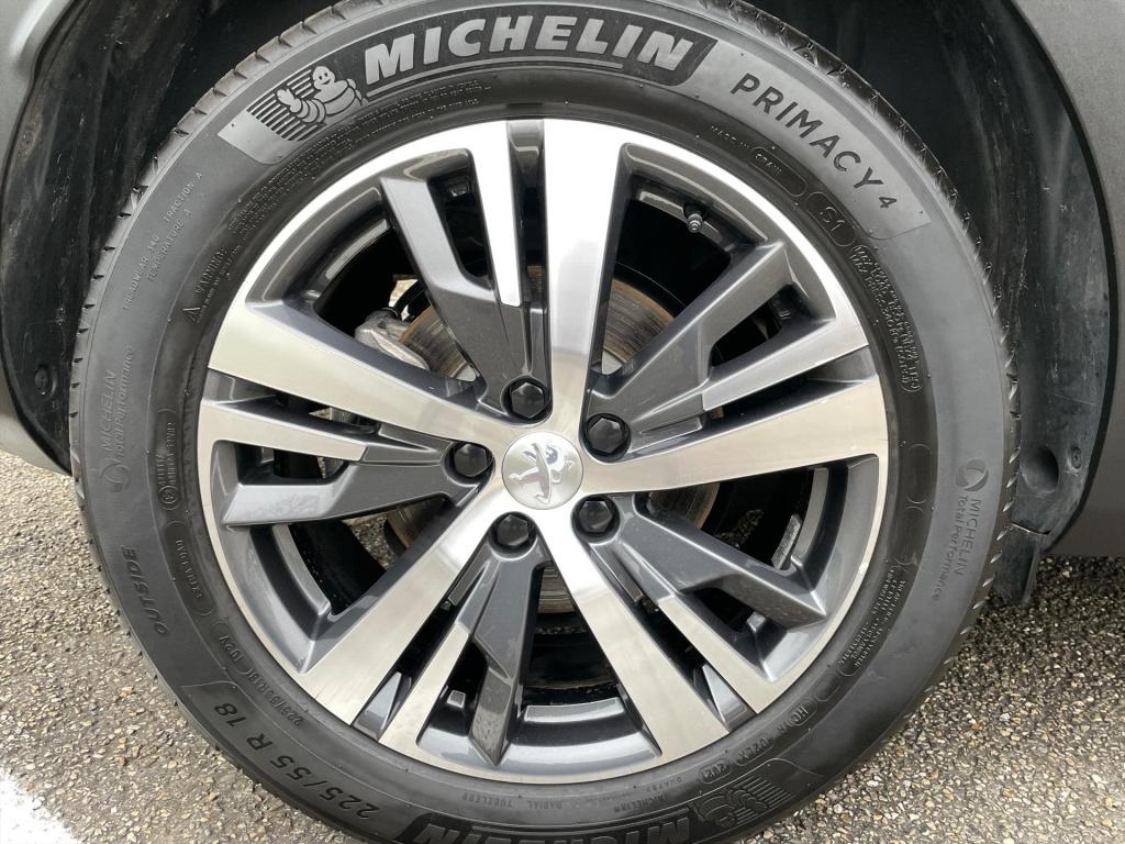 Peugeot 3008 allure 1.2-130pk automaat (eat8) apple carplay & android auto 