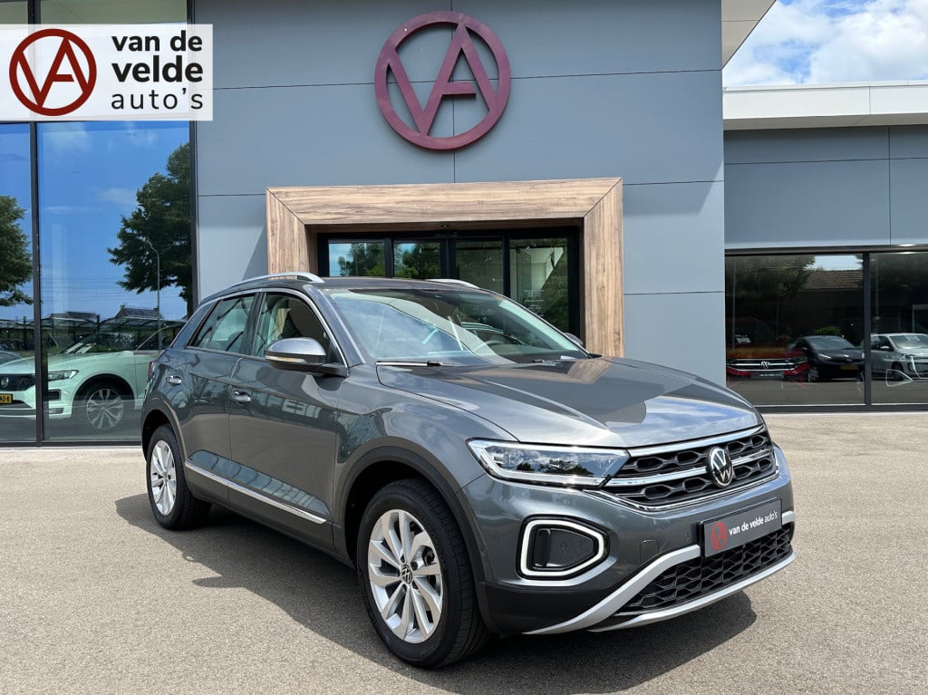 Volkswagen T-roc 1.5 tsi 150pk dsg style carplay | camera | keyless | elek.