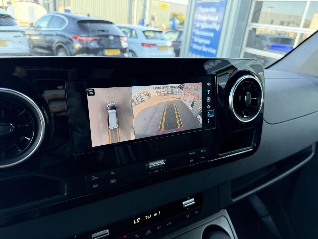 Mercedes-Benz Sprinter 319 3.0 V6 CDI L3H3 Motorsport Camper Vol Opties