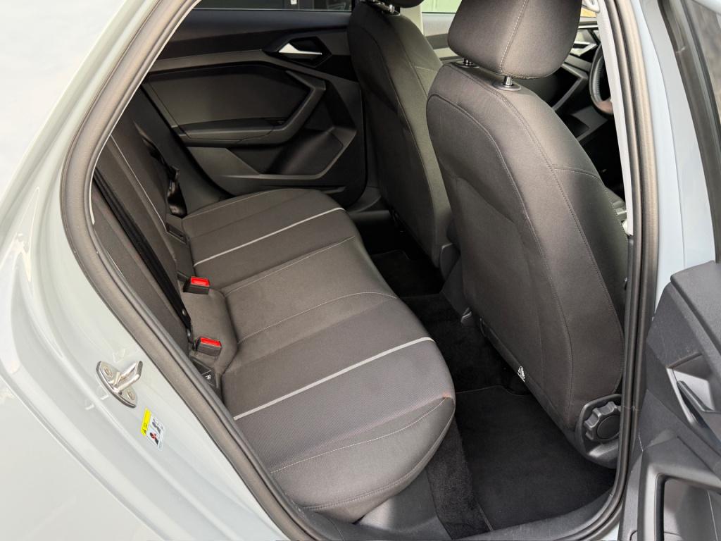 Audi A1 Sportback 25 tfsi epic | cruise | carplay | led achter | 17 inch | 