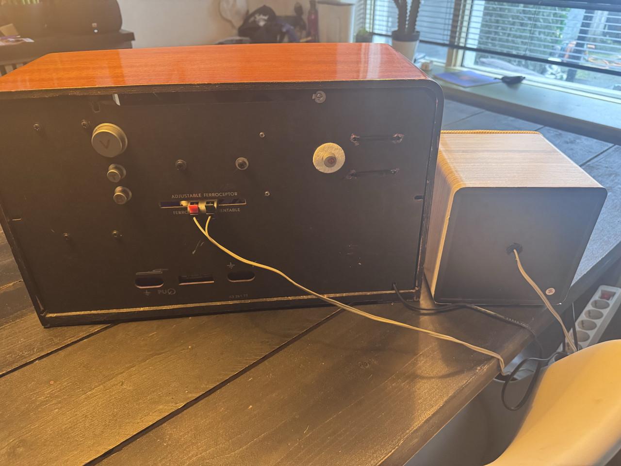 Prachtige omgebouwde jaren 50 radio