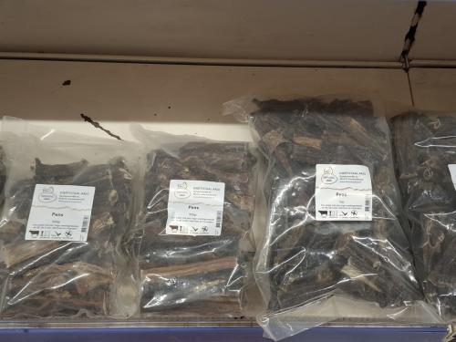 Hondenpens 1 kilo € 12,30