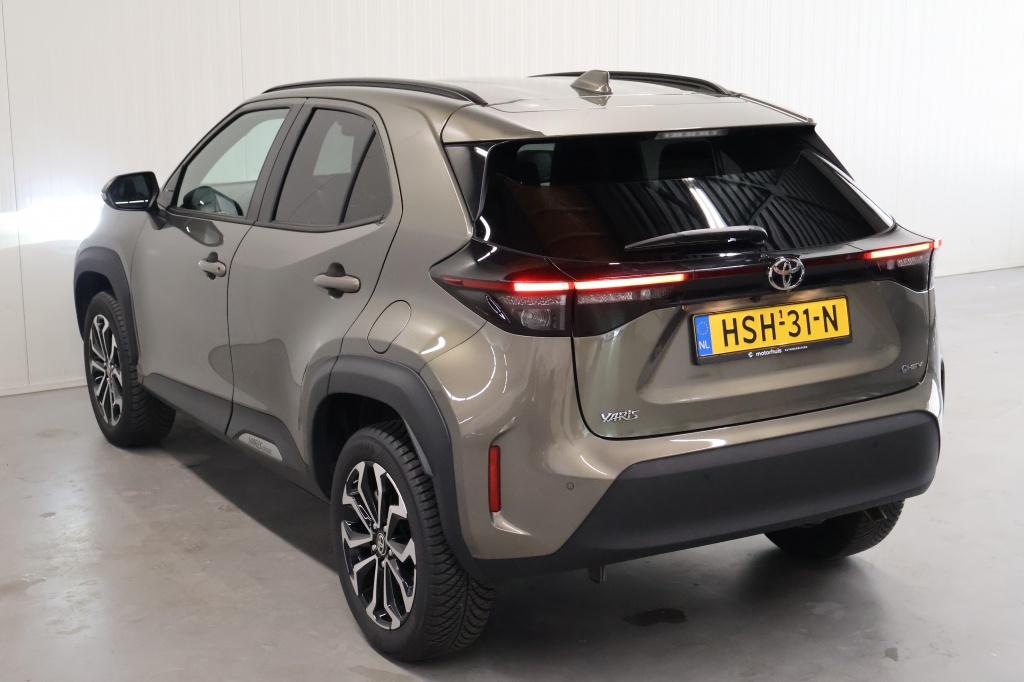 Toyota Yaris Cross 1.5 hybrid 115 first
