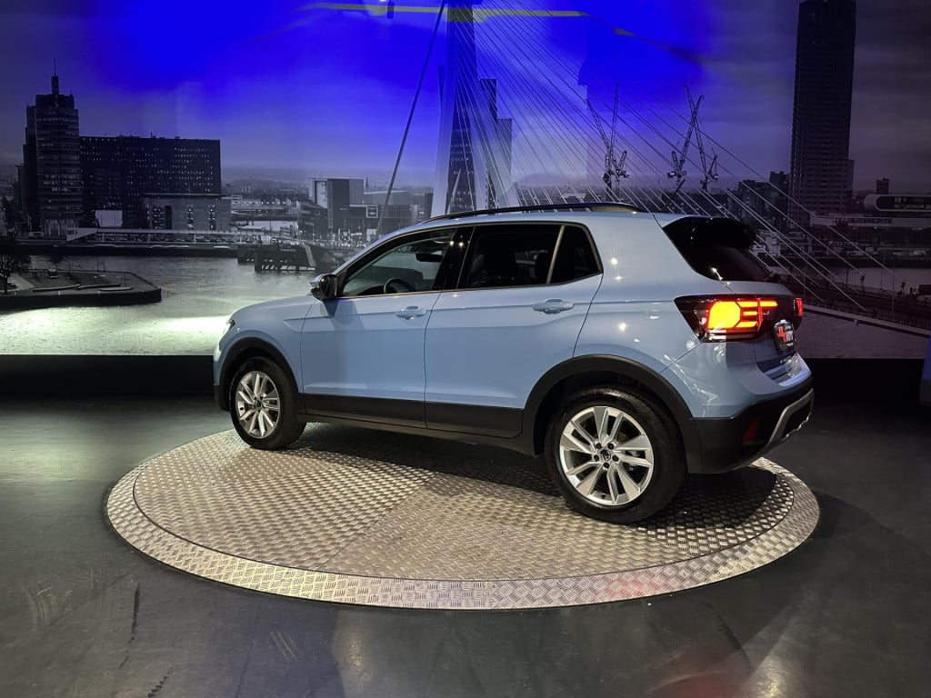Volkswagen T-cross 1.0 tsi life edition *camera*appconnect*winterpack*