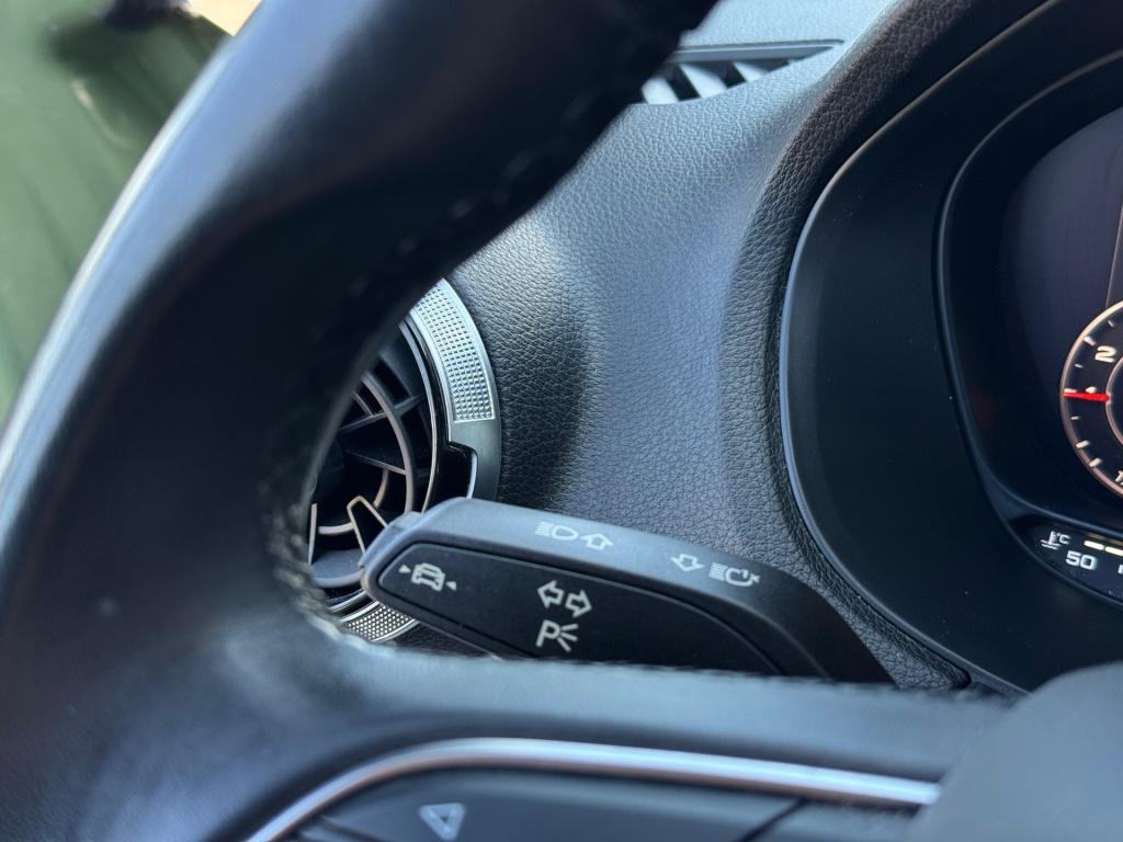 Audi Q2 35 tfsi s-line * keyless * virtual cockpit * stoelverwarming * carp