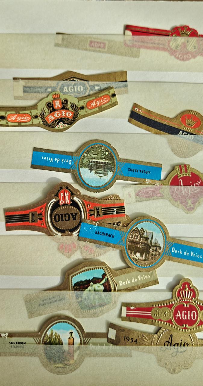 Een boekje met Sigarenbandjes