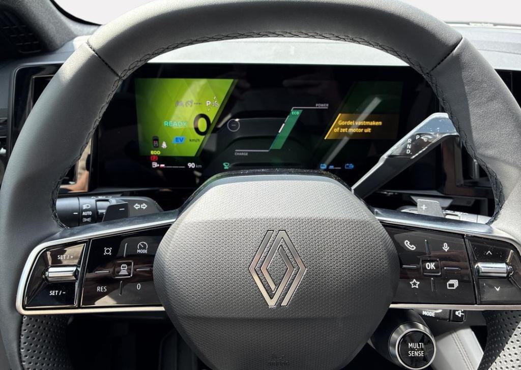 Renault Espace e-tech full hybrid 200 iconic 7p. - pack light & sound / all