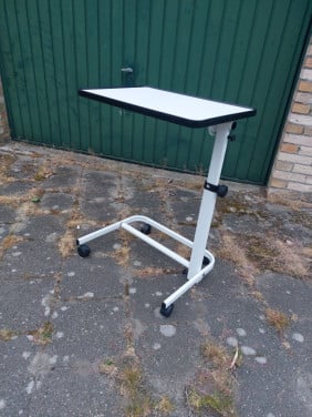 Bedtafeltje Caroline 60x40