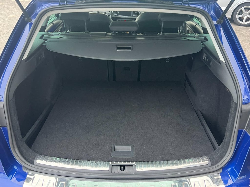 Seat Leon Sportstourer st 1.4 ecotsi fr xcellence, pano, alacantara enz..