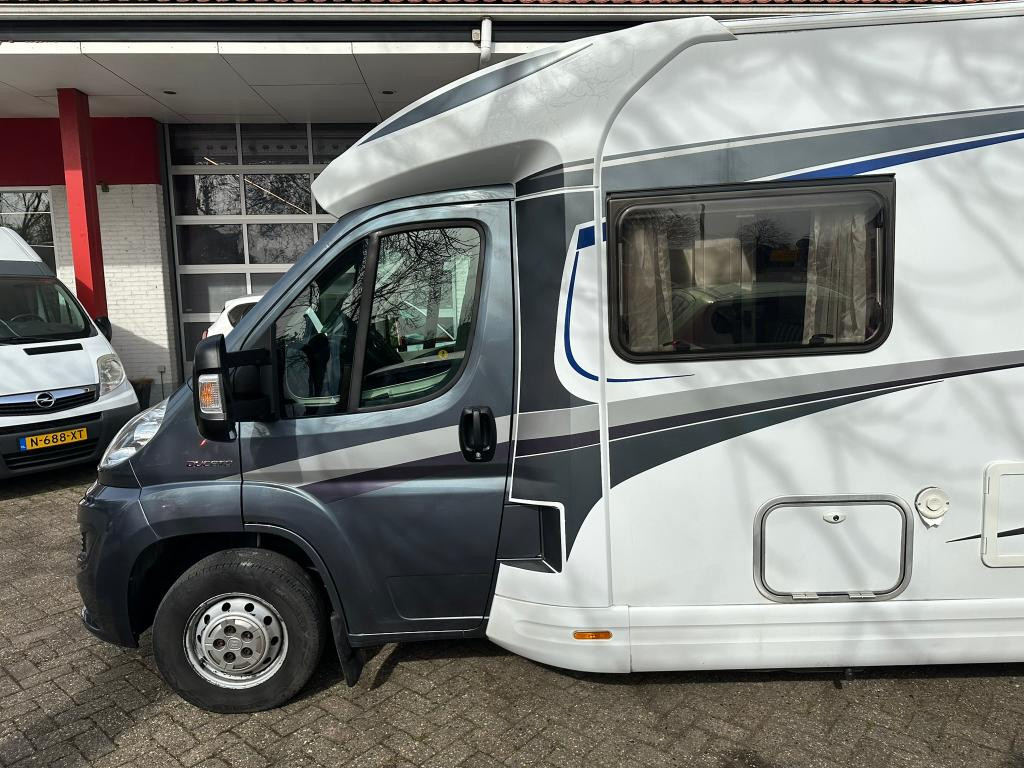 Knaus Onbekend r16 jaar apk, beurt, 3 maanden garantie, carplay set