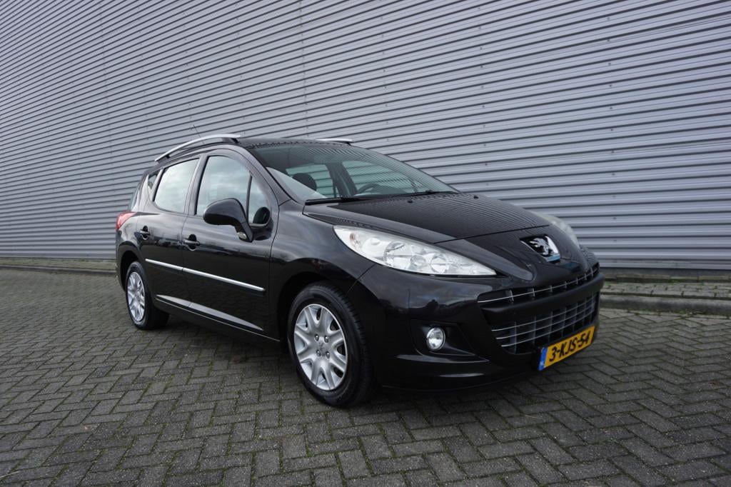 Peugeot 207 sw 1.4 vti active airco / panoramadak / mistlampen