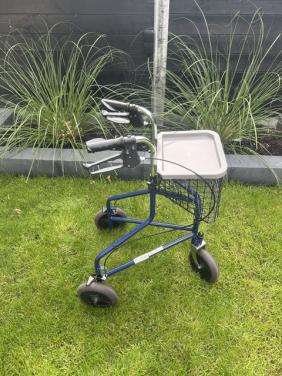 Rollator merk Herdegen zo goed als nieuw