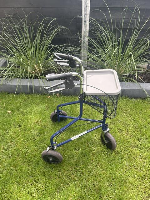 Rollator merk Herdegen zo goed als nieuw