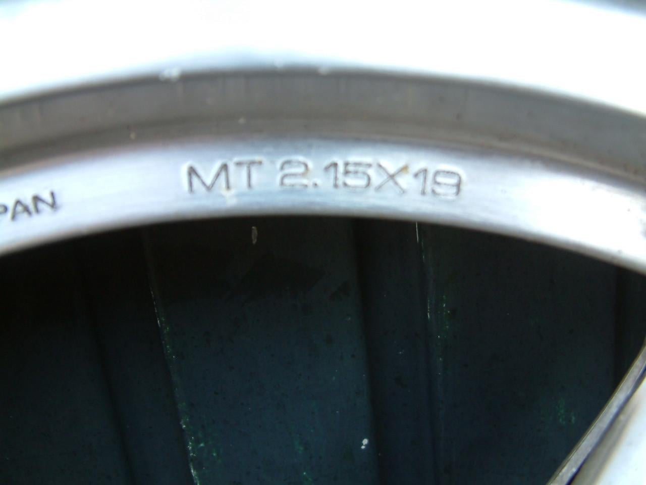 Set wielen honda   35 euro voor en achterwiel