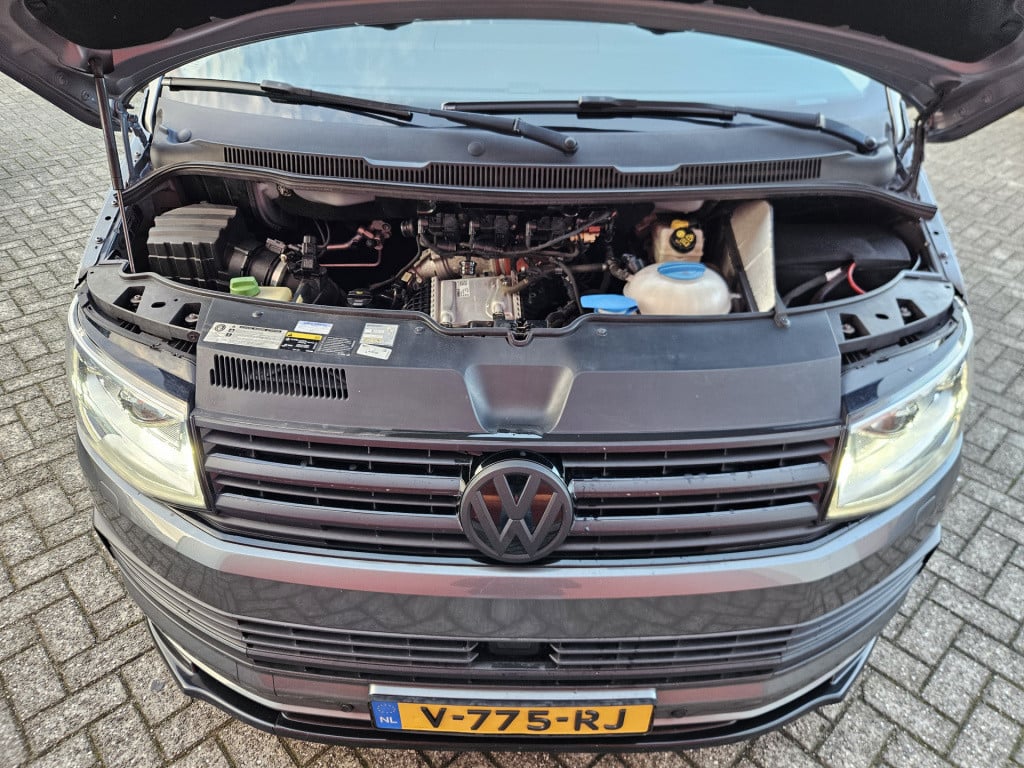 Volkswagen Transporter 2.0 tdi l2h1 dc highline | custom interior | acc