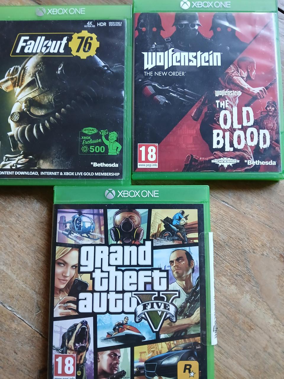 Xbox one 1540 met 16 games